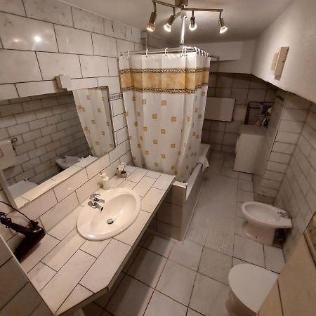 Basement Apartment 쾰른 외부 사진